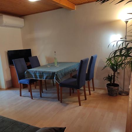 Apartment Valenta Πόρετς Εξωτερικό φωτογραφία