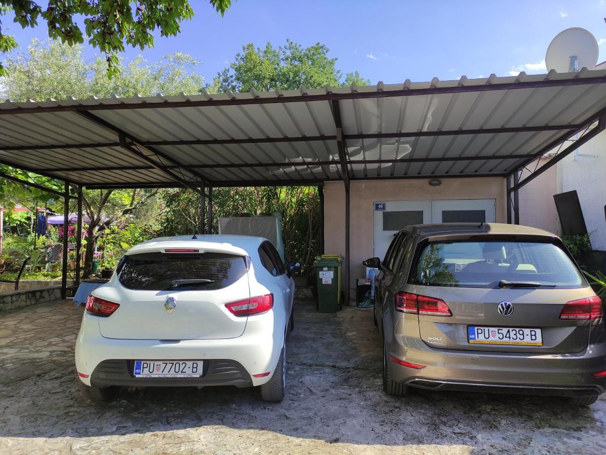 Apartment Valenta Πόρετς Εξωτερικό φωτογραφία
